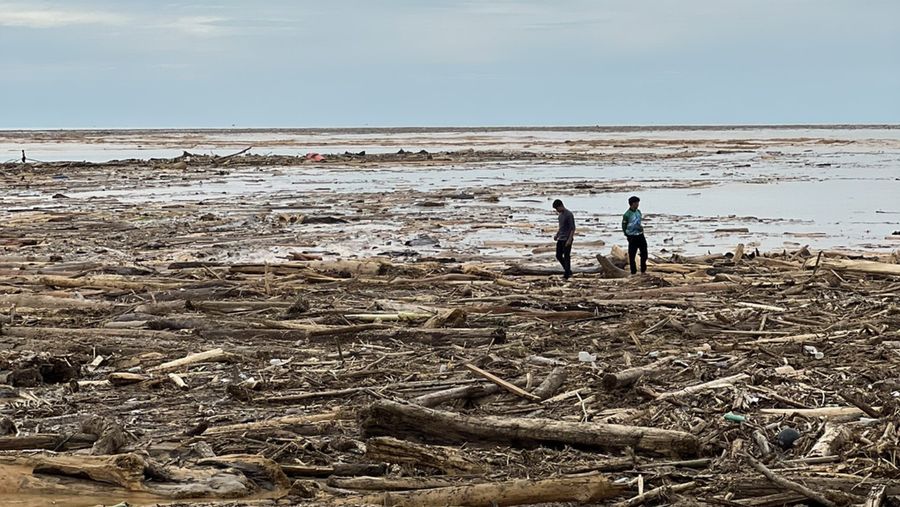 Update Banjir Sumut-Sumbar-Aceh: 303 Meninggal, 279 Hilang