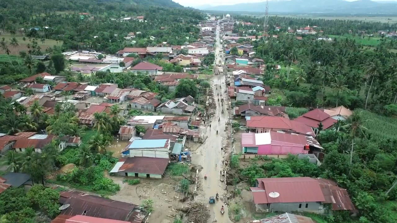 Banjir Sumatera dan Keputusan yang Tidak Sederhana
