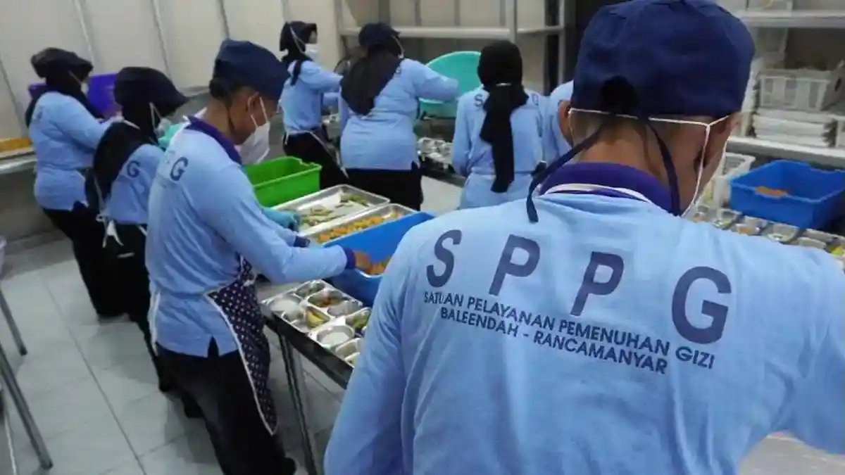 SPPG dan Guru Honorer Berbeda Jalur Aturan, Ini Dasar Hukumnya