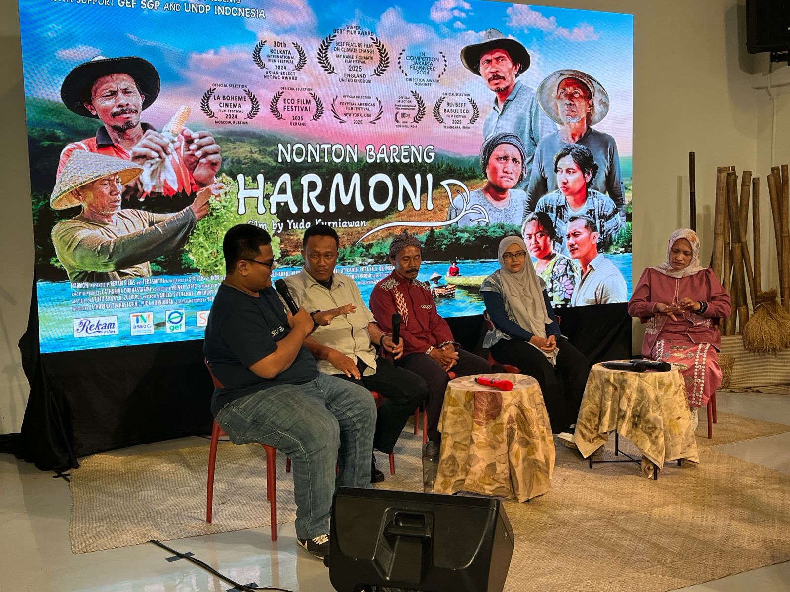 Nobar Film “Harmoni” di Acara Raksha Loka Festival
