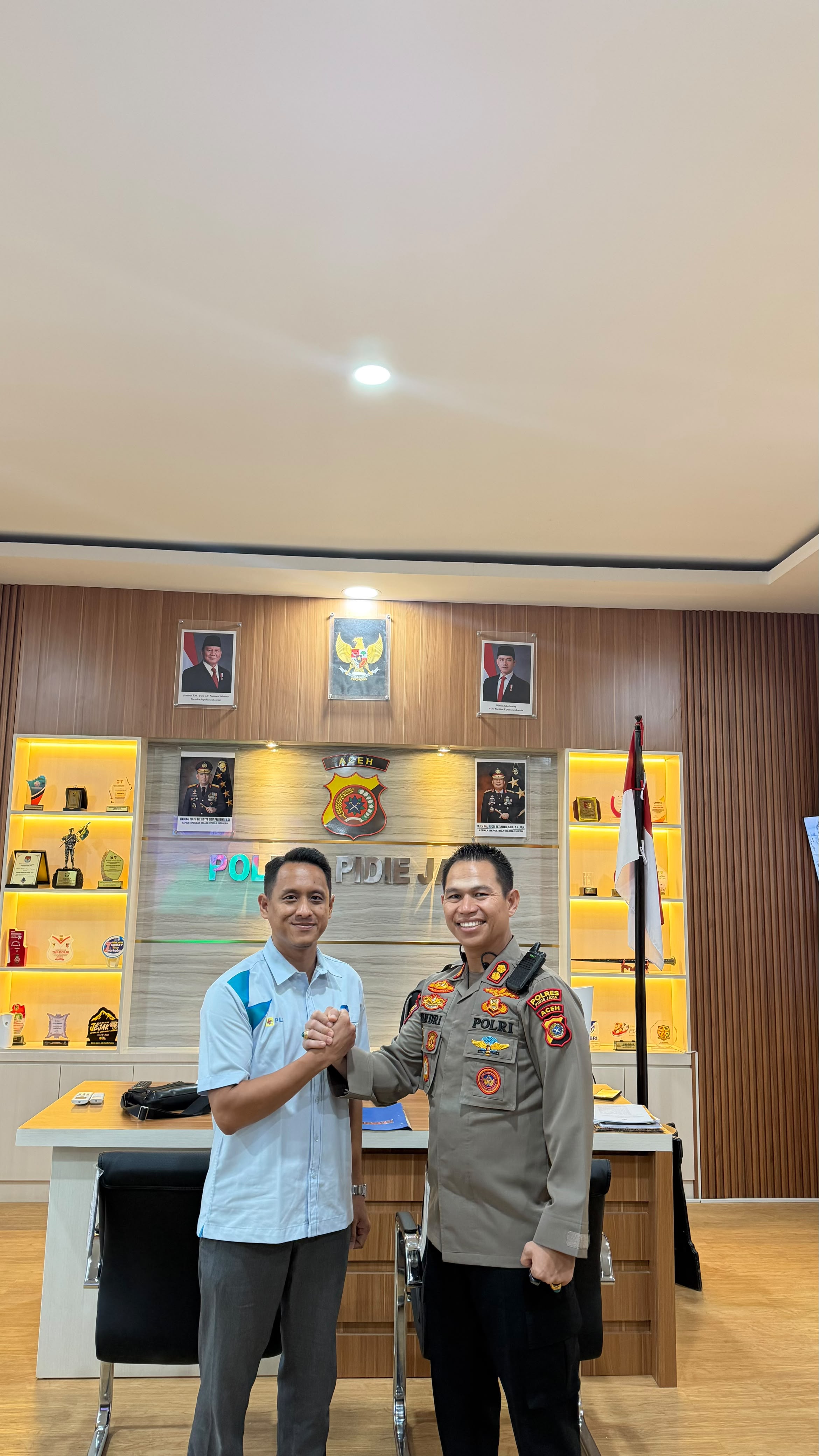 Kapolres Pidie Jaya Perkuat Sinergi dengan PLN Meureudu, Dukung Stabilitas Kamtibmas