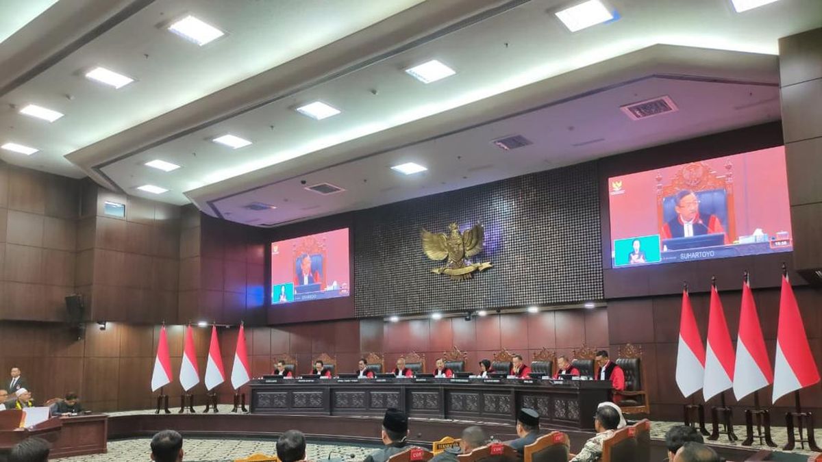 MK Tidak Diskualifikasi Gibran, Duduk Perkara Syarat Pendidikan Dijelaskan