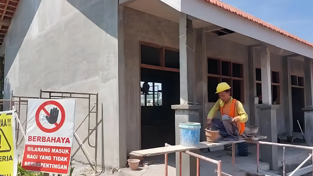 Guru Unggah Sekolah Rusak Jadi Sorotan, Kemendikdasmen Tegaskan Laporan Masyarakat Justru Diperlukan