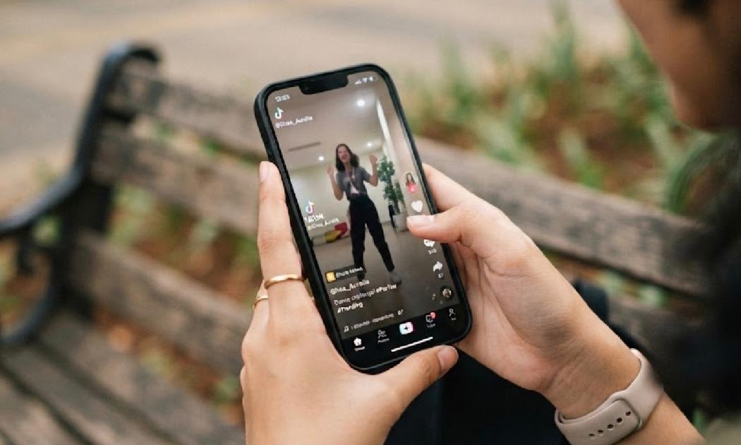 TikTok Tutup 9 Juta Akun Anak, Menkomdigi Beberkan Temuannya