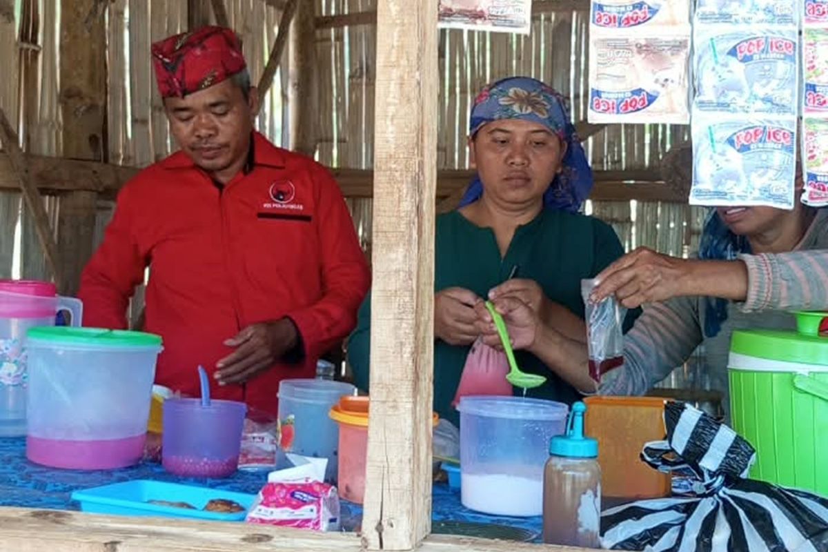 Berjualan dengan Seragam PDI-P, Maskina Kini Mendapat Dukungan Modal Usaha